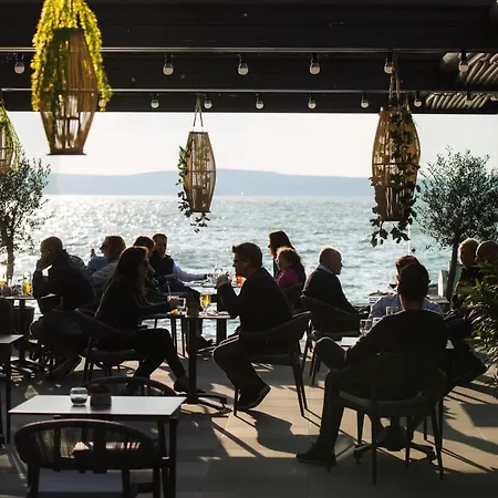 Ξενοδοχείο Topart 4*