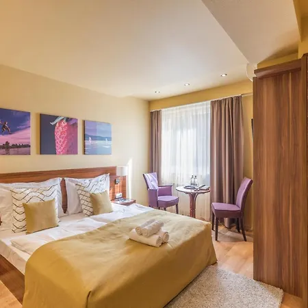 Tópart Hotel Balatonvilágos