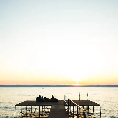 Topart Ξενοδοχείο 4*