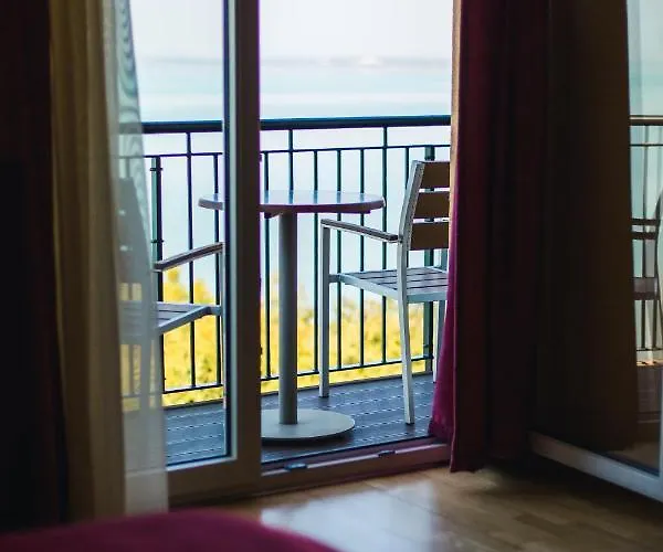Topart Ξενοδοχείο 4*
