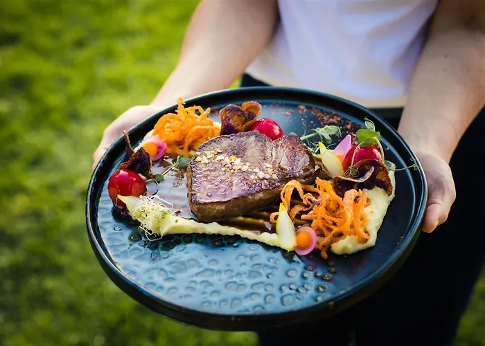 Ξενοδοχείο Topart 4*