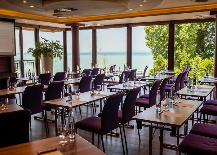 Topart Balatonvilágos